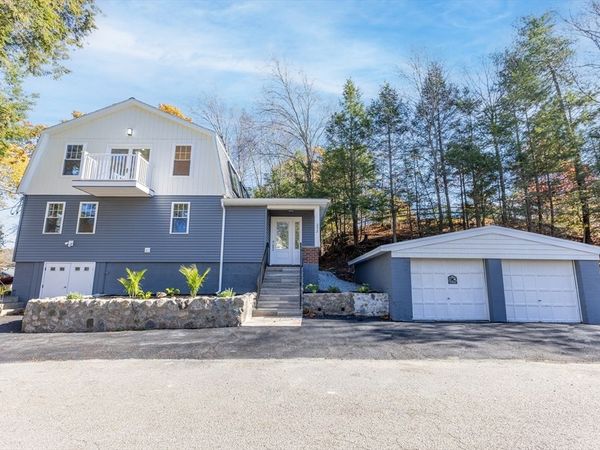 232 Lake Dr, Hamilton, MA 01982