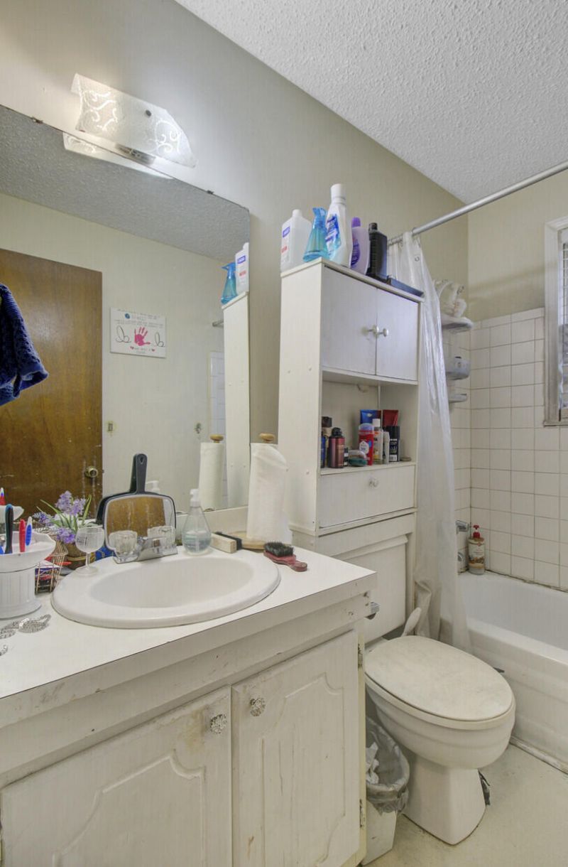 1228 Oaklane Drive Photo 13