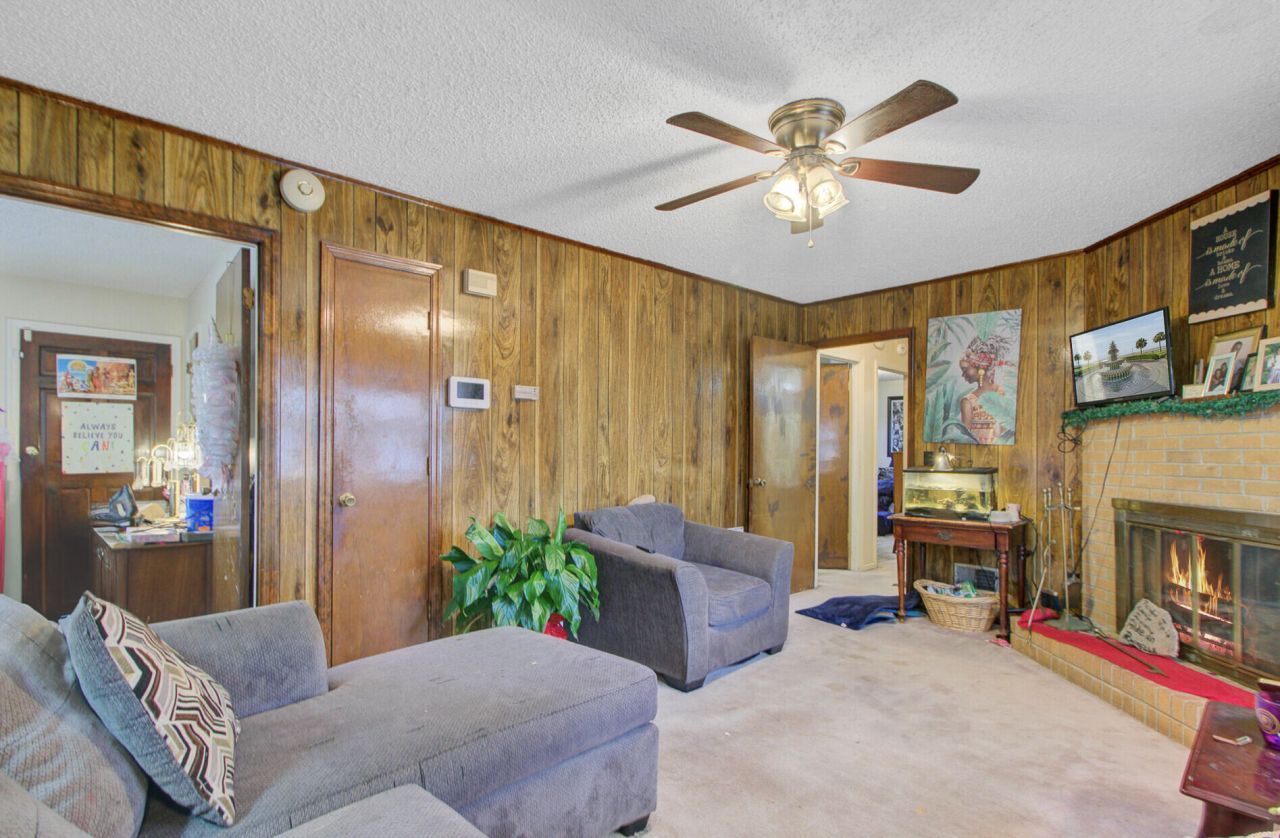 1228 Oaklane Drive Photo 7