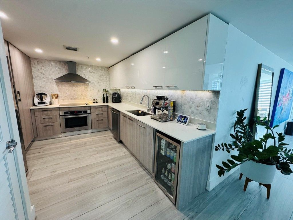 1133 102nd Street, Unit 801, Bay Harbor Islands, FL 33154 Photo