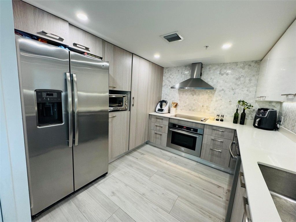 1133 102nd Street, Unit 801, Bay Harbor Islands, FL 33154 Photo