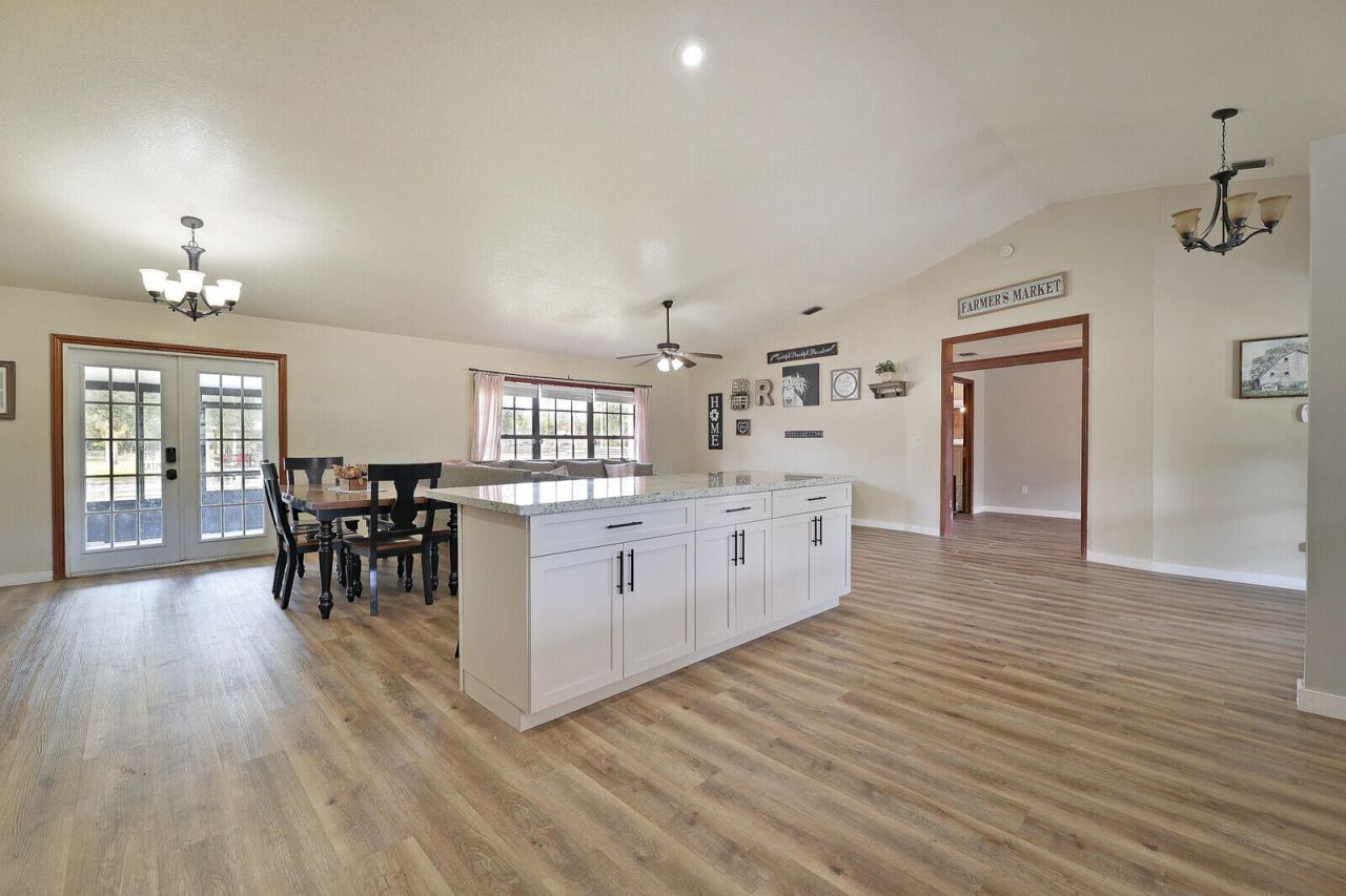 18080 W Sycamore Drive, The Acreage, FL 33470 Photo