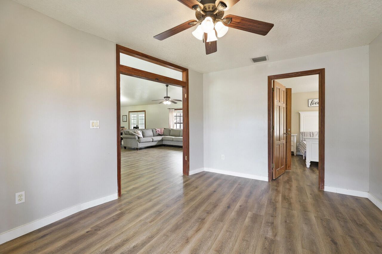 18080 W Sycamore Drive, The Acreage, FL 33470 Photo