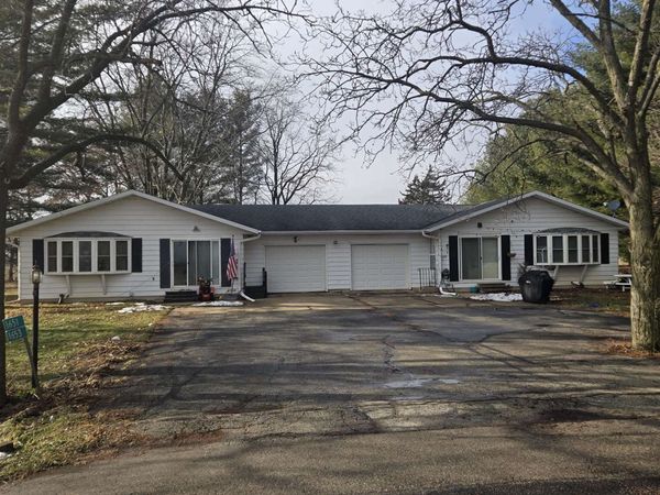 1651-1653 Hook Island Road, Oregon, WI 53537