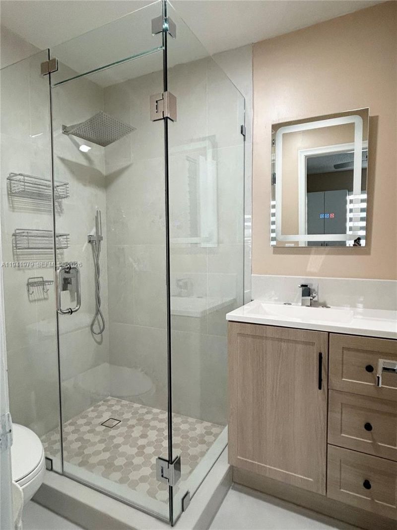 2400 Malayan Dr , Unit 94-D, Delray Beach, FL 33445 Photo