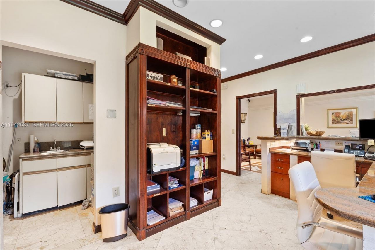 8525 SW 92nd St, Unit 16, Miami, FL 33156 Photo