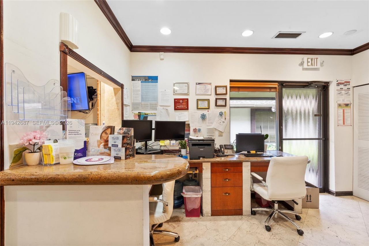 8525 SW 92nd St, Unit 16, Miami, FL 33156 Photo