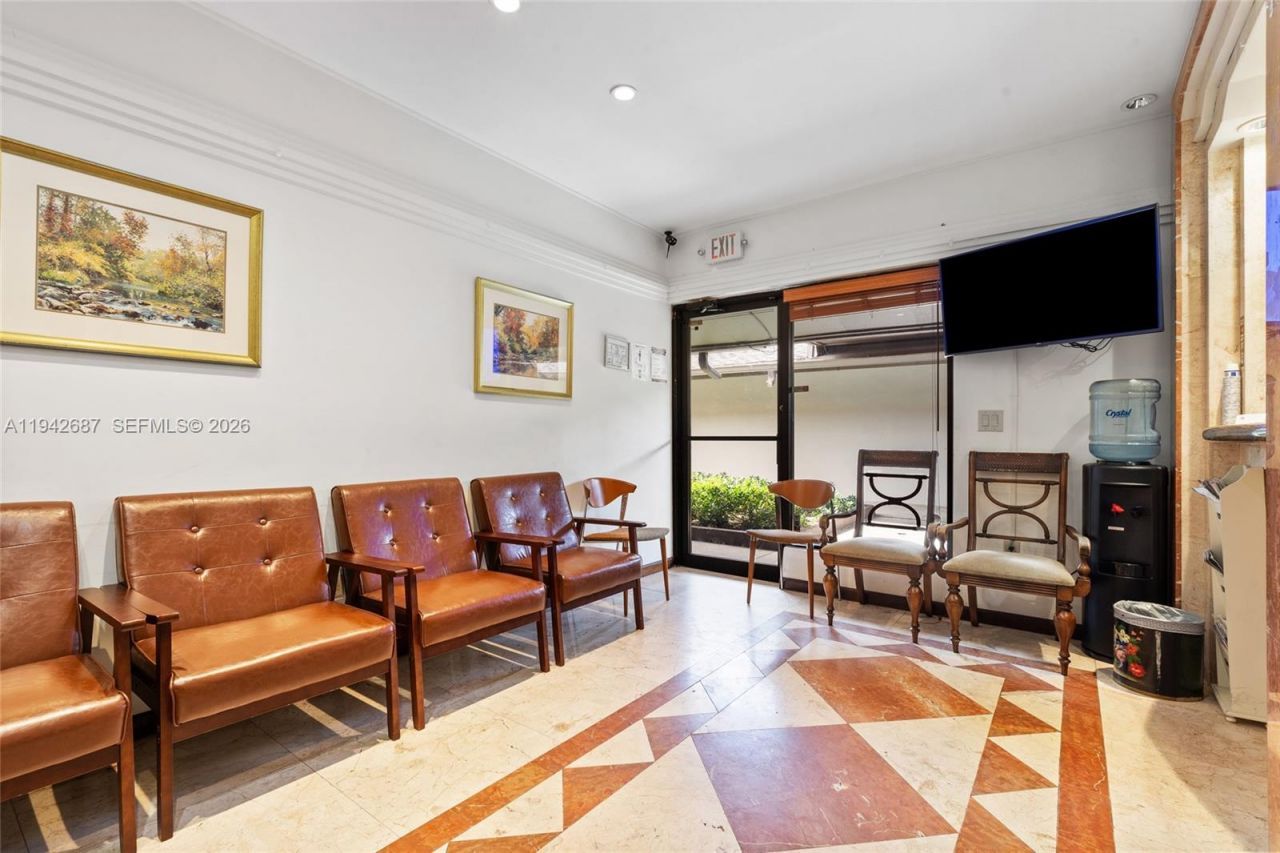 8525 SW 92nd St, Unit 16, Miami, FL 33156 Photo