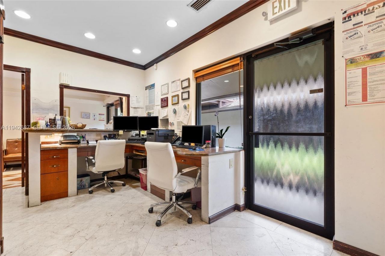 8525 SW 92nd St, Unit 16, Miami, FL 33156 Photo