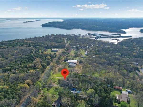 186 Mill Creek Resort Road, Pottsboro, TX 75076