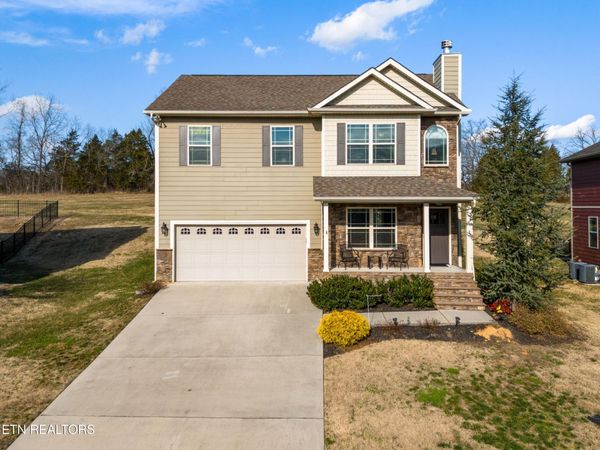 262 Twilight Blvd, Sharps Chapel, TN 37866