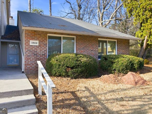 1900 Powers Ferry Trace SE, Marietta, GA 30067