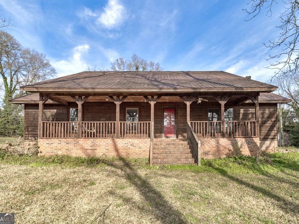 134 College Street, Royston, GA 30662