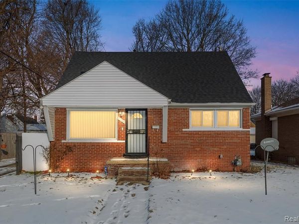 21720 Pembroke Avenue, Detroit, MI 48219