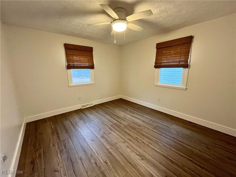 5589 Middletown Road E, New Middletown, OH 44442 Photo 24