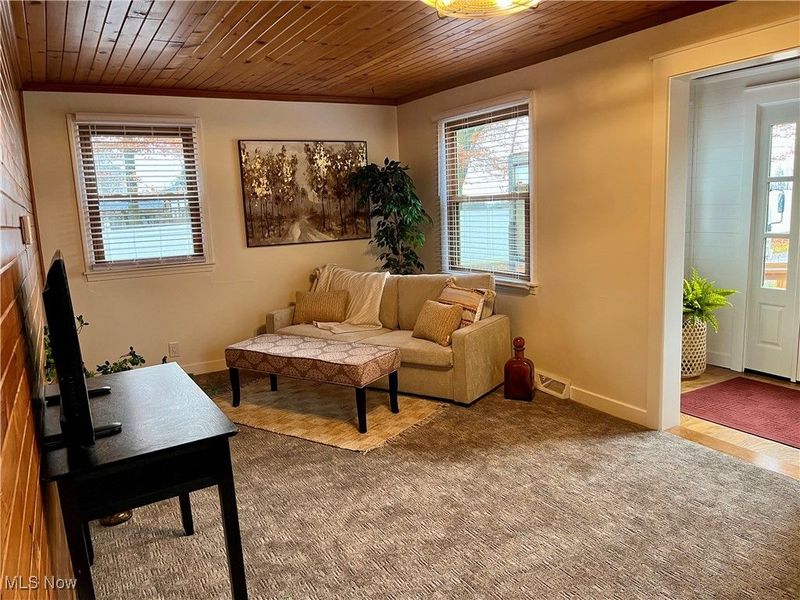 5589 Middletown Road E, New Middletown, OH 44442 Photo 5