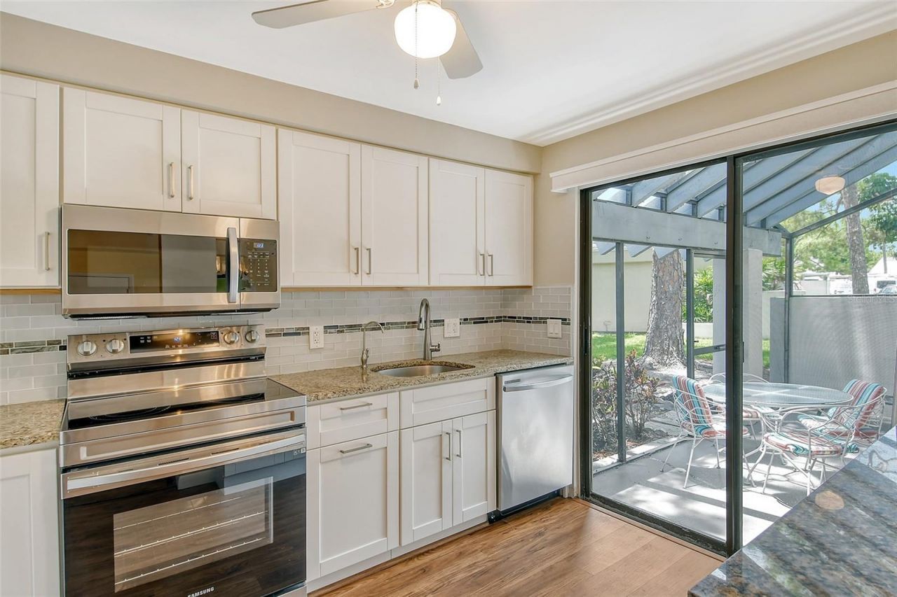 2517 Glebe Farm Close, Unit H-2, Sarasota, FL 34235 Photo