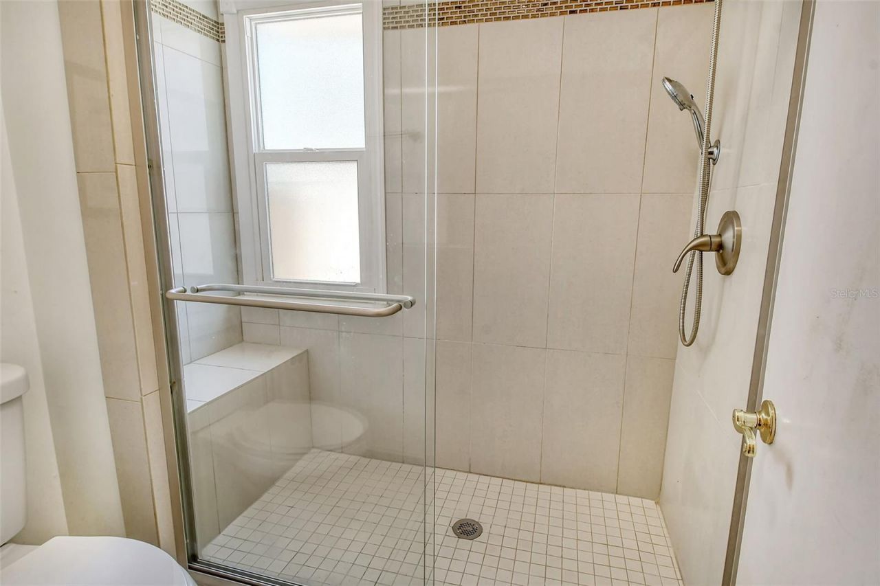 2517 Glebe Farm Close, Unit H-2, Sarasota, FL 34235 Photo