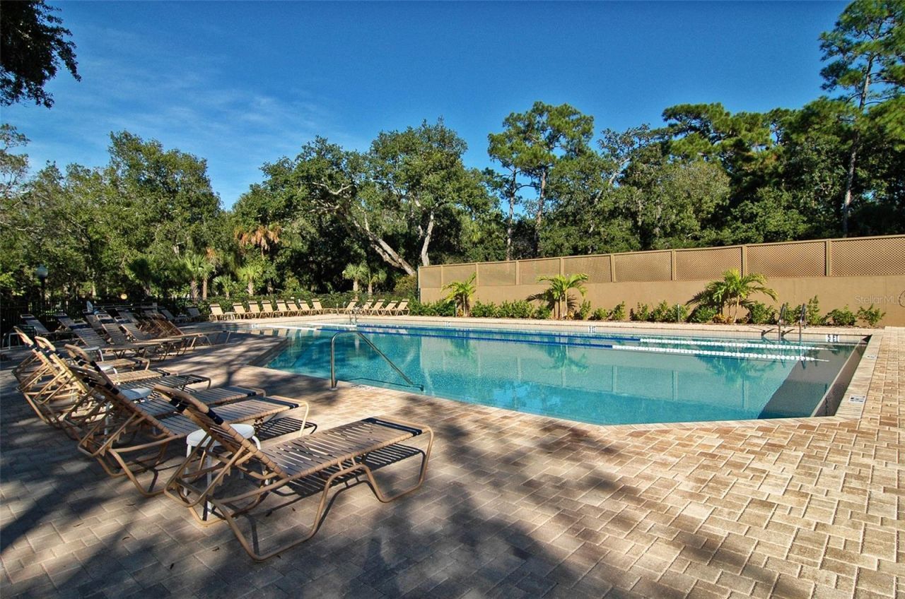 2517 Glebe Farm Close, Unit H-2, Sarasota, FL 34235 Photo