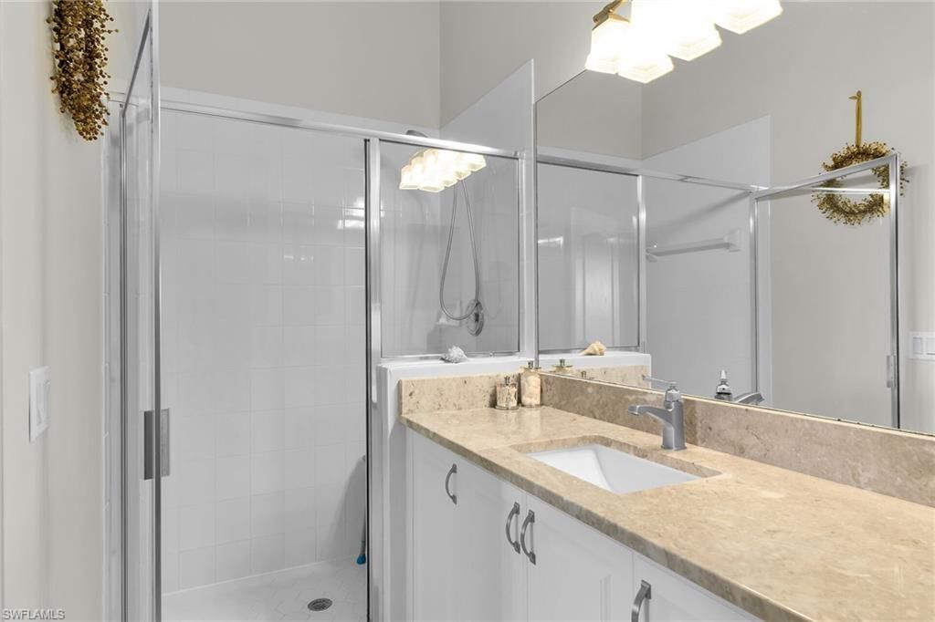 278 Newport Dr, Unit 206, Naples, FL 34114 Photo
