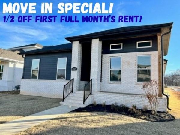 6207 SW Luna Lane, Bentonville, AR 72713