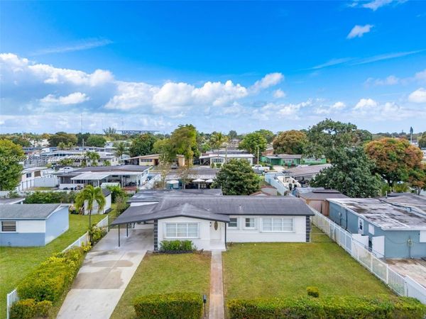 19525 NW 38th Ct, Miami Gardens, FL 33055