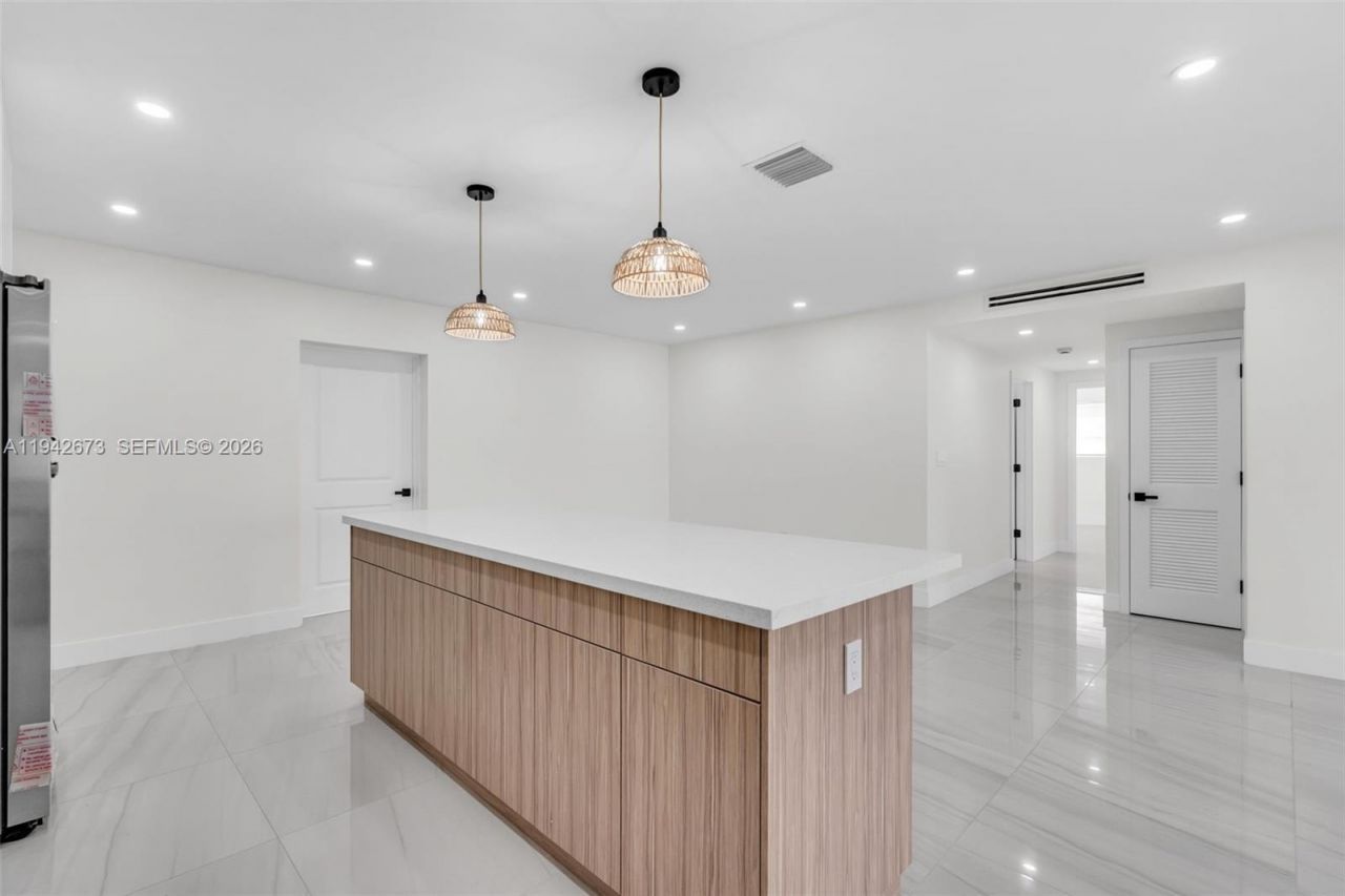 19525 NW 38th Ct, Miami Gardens, FL 33055 Photo