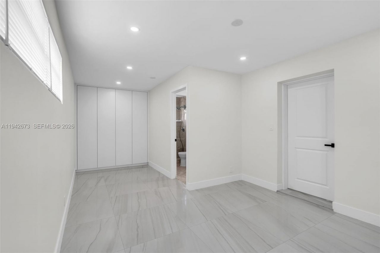 19525 NW 38th Ct, Miami Gardens, FL 33055 Photo