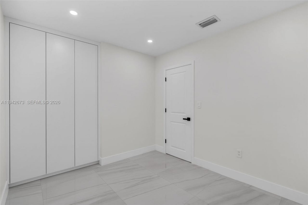 19525 NW 38th Ct, Miami Gardens, FL 33055 Photo