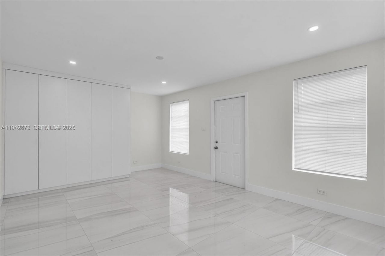 19525 NW 38th Ct, Miami Gardens, FL 33055 Photo