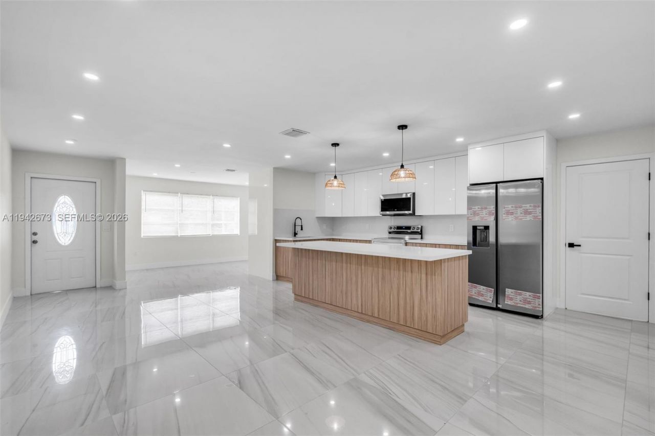 19525 NW 38th Ct, Miami Gardens, FL 33055 Photo