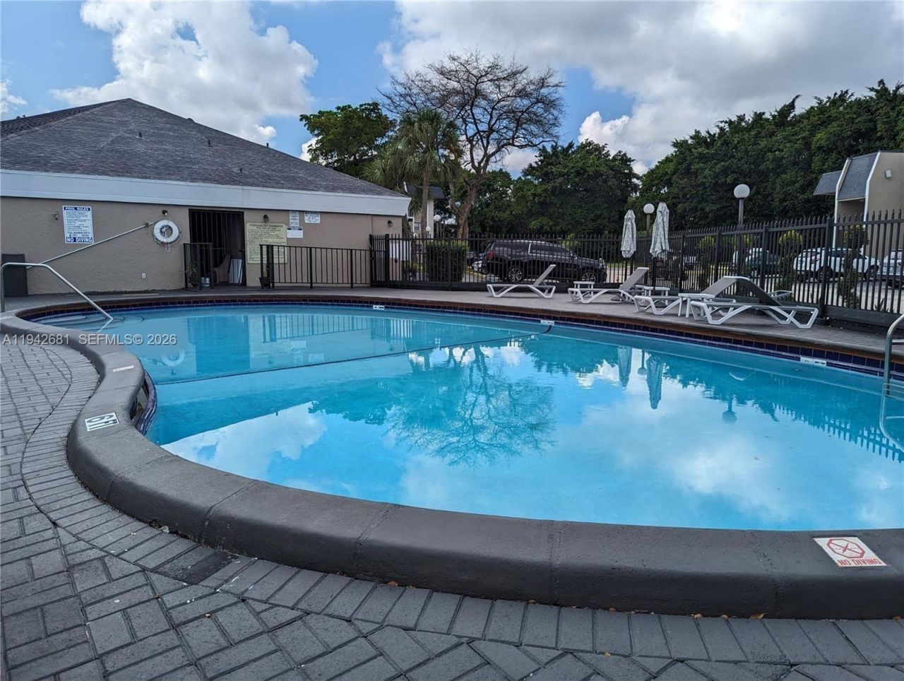 8051 Colony Cir S , Unit 109, Tamarac, FL 33321 Photo