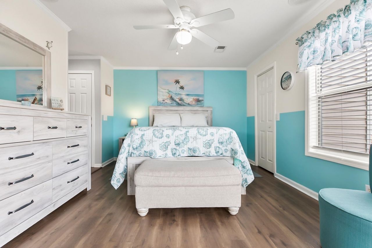 300 Shorehaven Dr. Photo 20