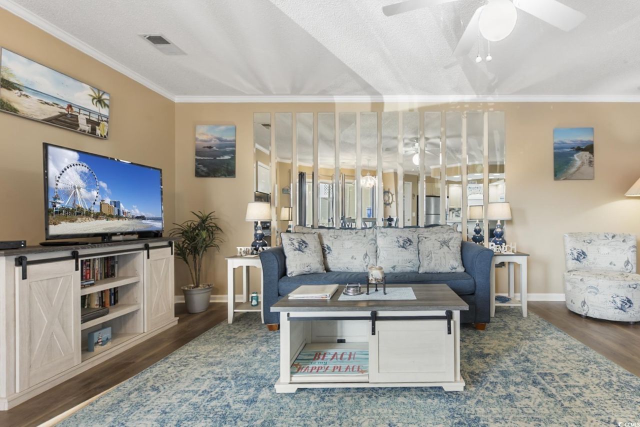 300 Shorehaven Dr. Photo 8