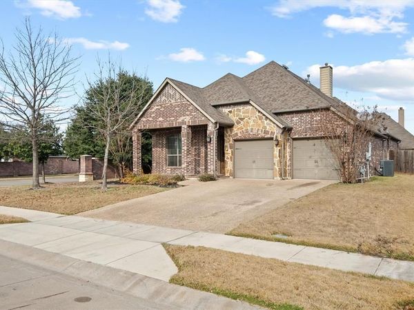 114 Thoroughbred Street, Waxahachie, TX 75165
