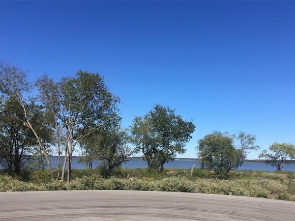 9285 W Shoreline Drive, Kemp, TX 75143