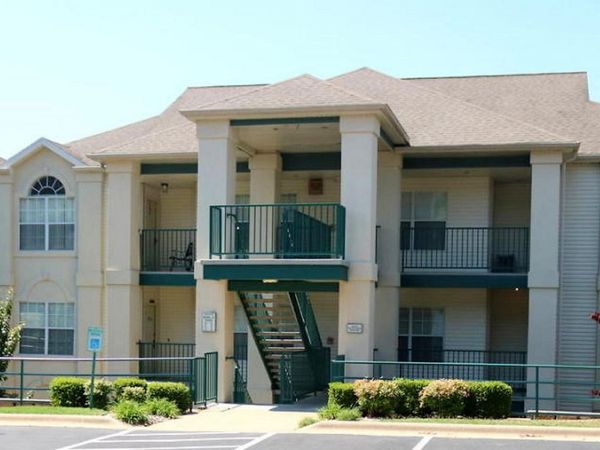 351 Wildwood Drive S, Unit 5, Branson, MO 65616