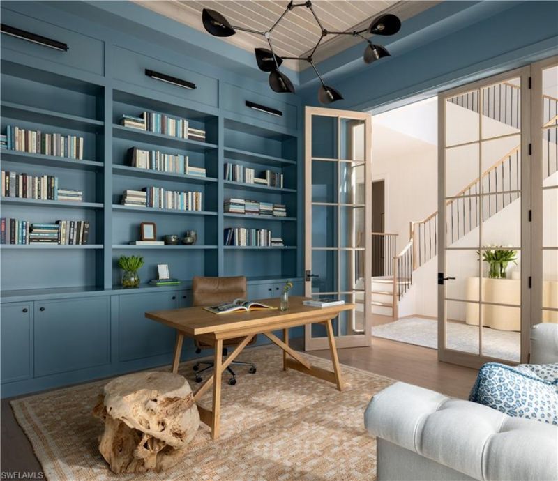 555 Whispering Pine Ln, Naples, FL 34103 Photo