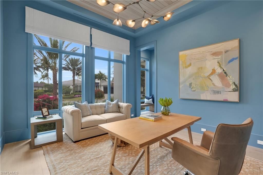 555 Whispering Pine Ln, Naples, FL 34103 Photo