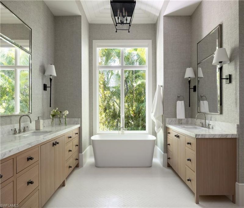 555 Whispering Pine Ln, Naples, FL 34103 Photo