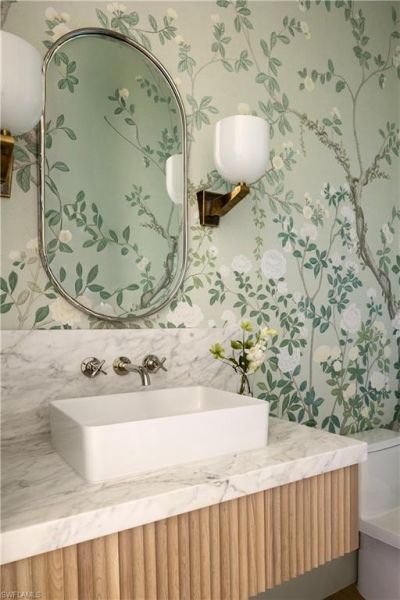 555 Whispering Pine Ln, Naples, FL 34103 Photo