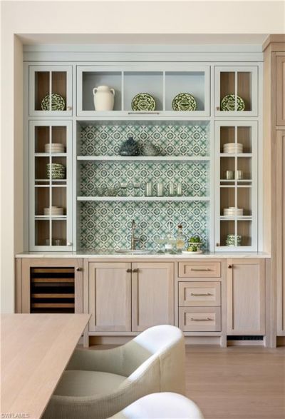 555 Whispering Pine Ln, Naples, FL 34103 Photo