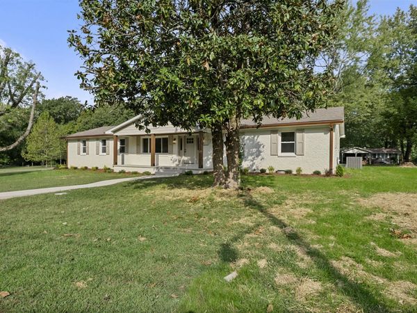 460 Hilltop Trail, Bowling Green, KY 42101