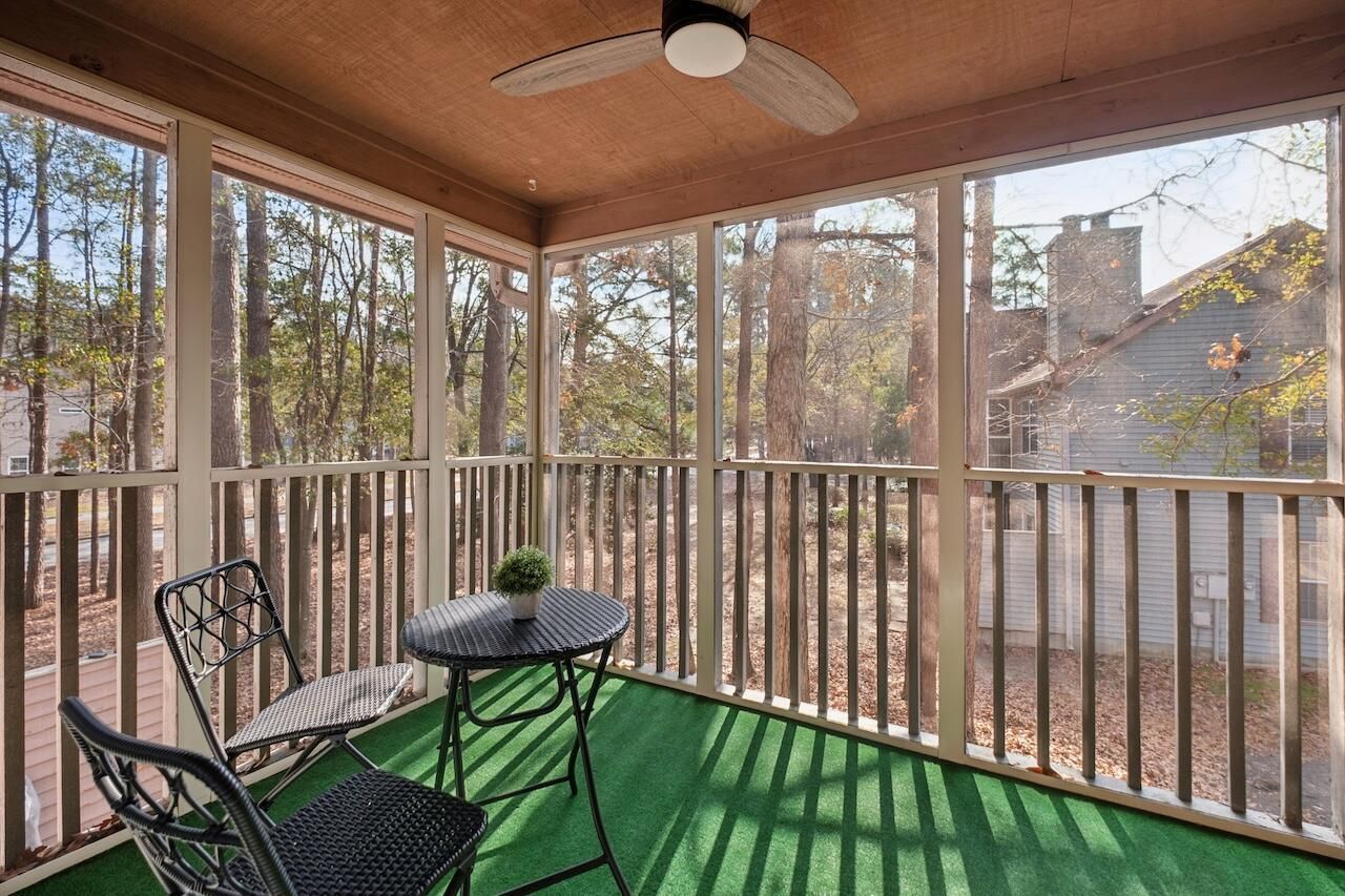 7911 Windfern Court Photo 10