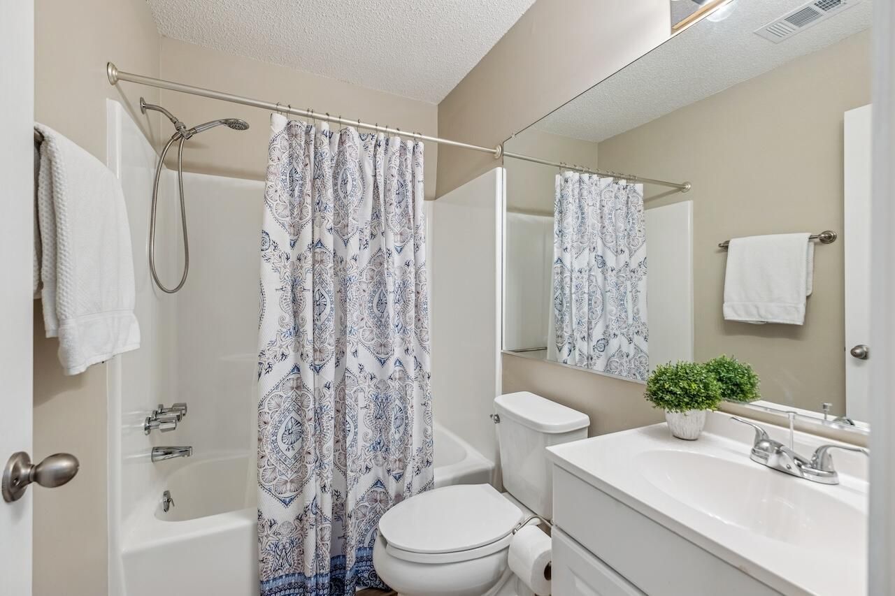 7911 Windfern Court Photo 18