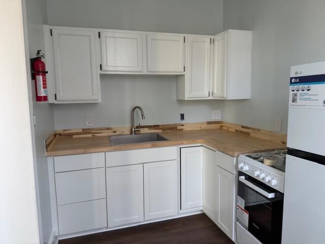 306 King Street Photo 5