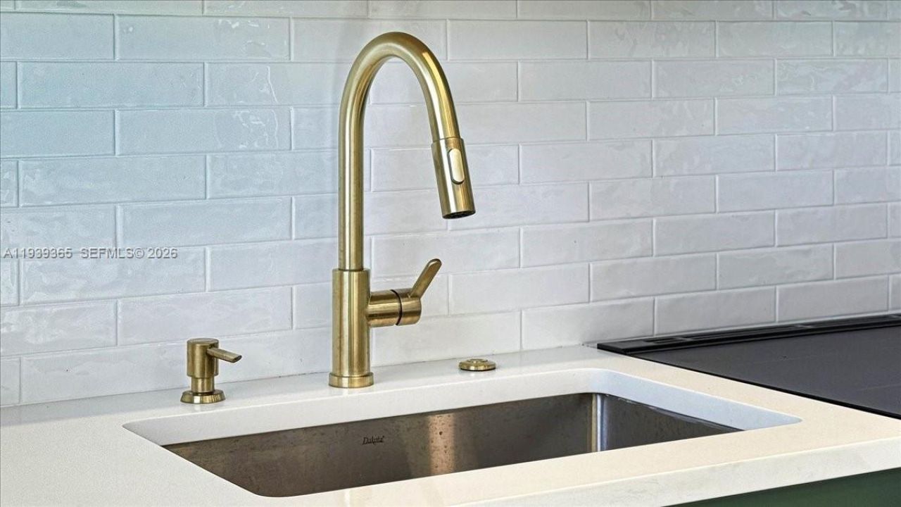 2727 Yacht Club Blvd , Unit 2C, Fort Lauderdale, FL 33304 Photo