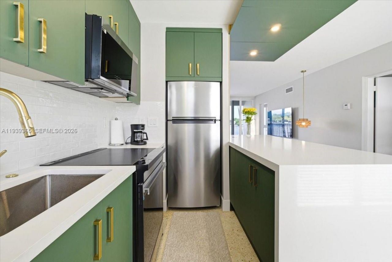 2727 Yacht Club Blvd , Unit 2C, Fort Lauderdale, FL 33304 Photo