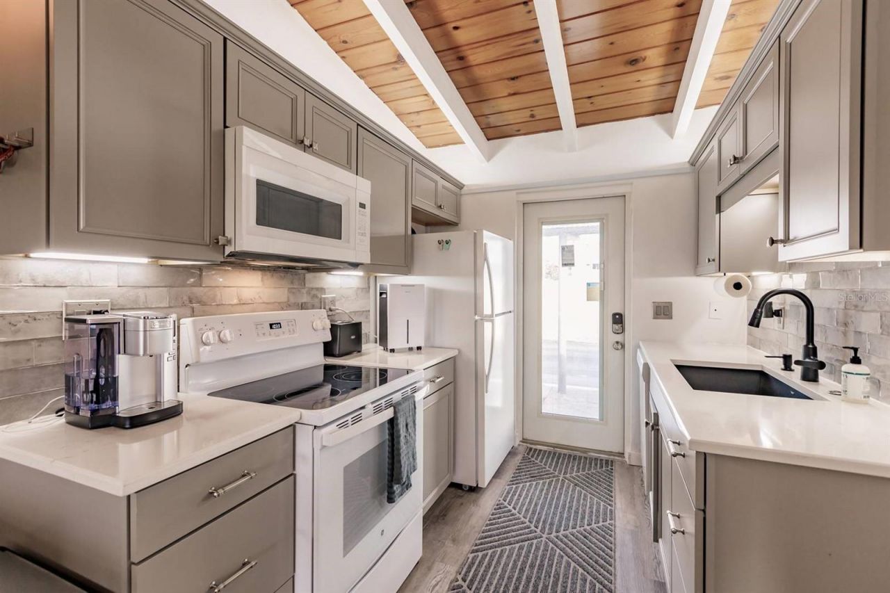 6006 Midnight Pass Road, Unit 2, Sarasota, FL 34242 Photo