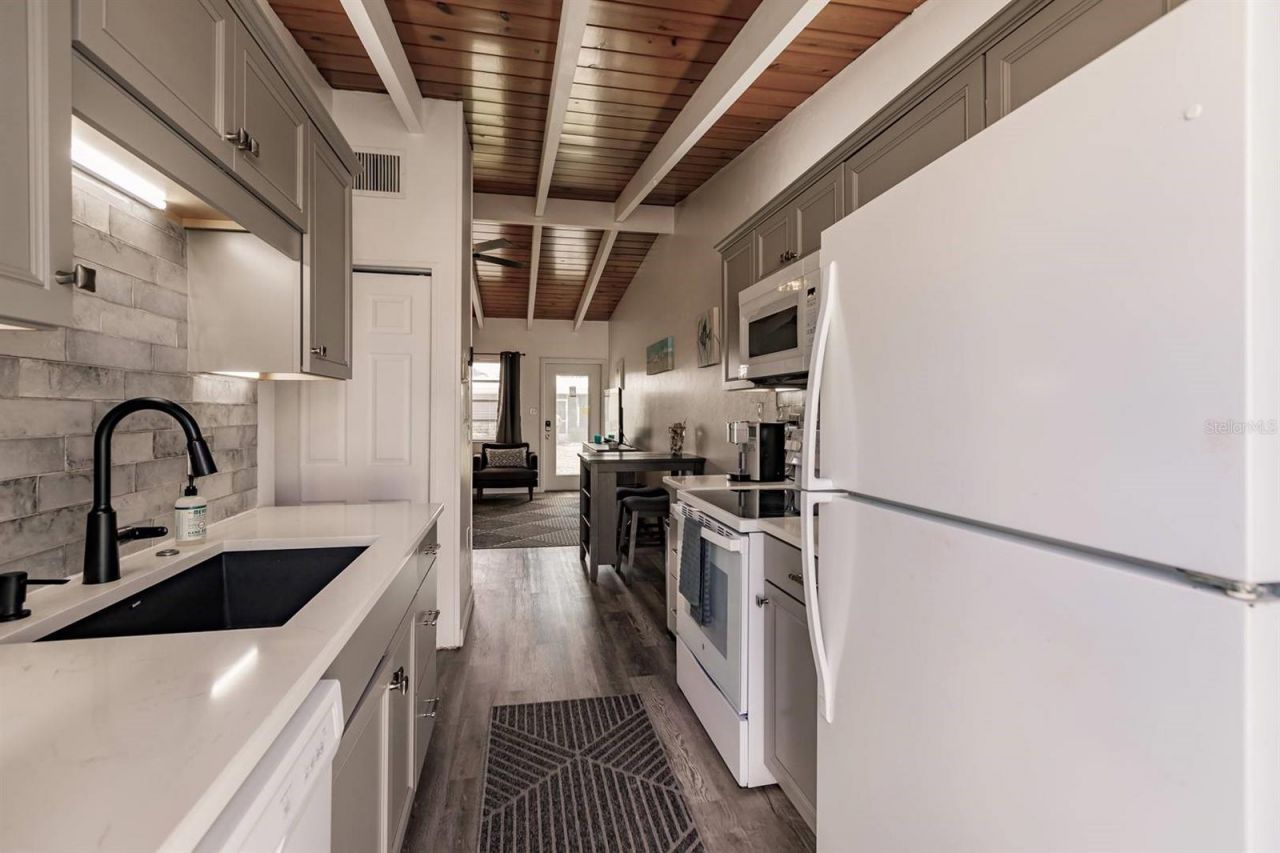 6006 Midnight Pass Road, Unit 2, Sarasota, FL 34242 Photo